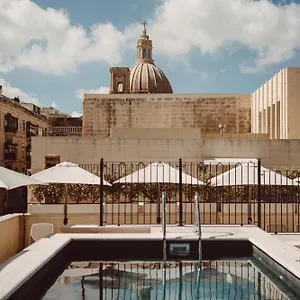 Hotel San Karlu